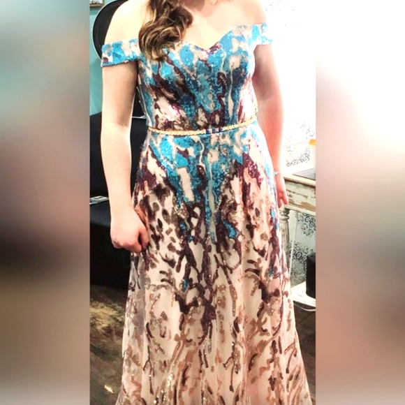 Formal Gown - Picture 3 of 5